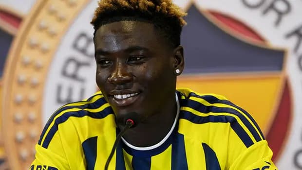 Fenerbahçe'nin yeni stoperi Oppong: Yeni nesil savunmacı! Hızlı, sert, hareketli...
