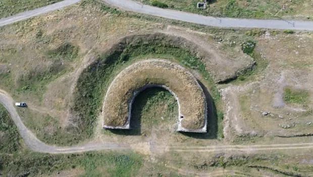 200 yıl önce Kars'ta inşa edildi... Bir dönem kadın hapishanesi olarak kullanıldı! Havadan görüntülendi