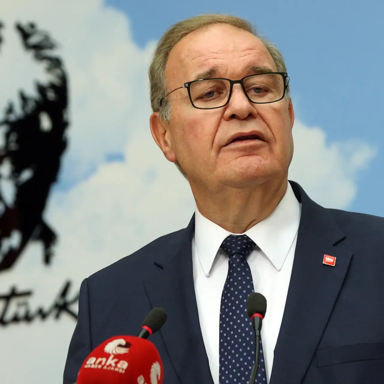 "Çerçeve yasa 'şartlı bir başlangıç'"