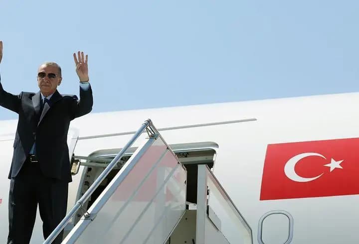 Cumhurbaşkanı Erdoğan Bişkek'te: Şanghay Zirvesi'ne katılıyor