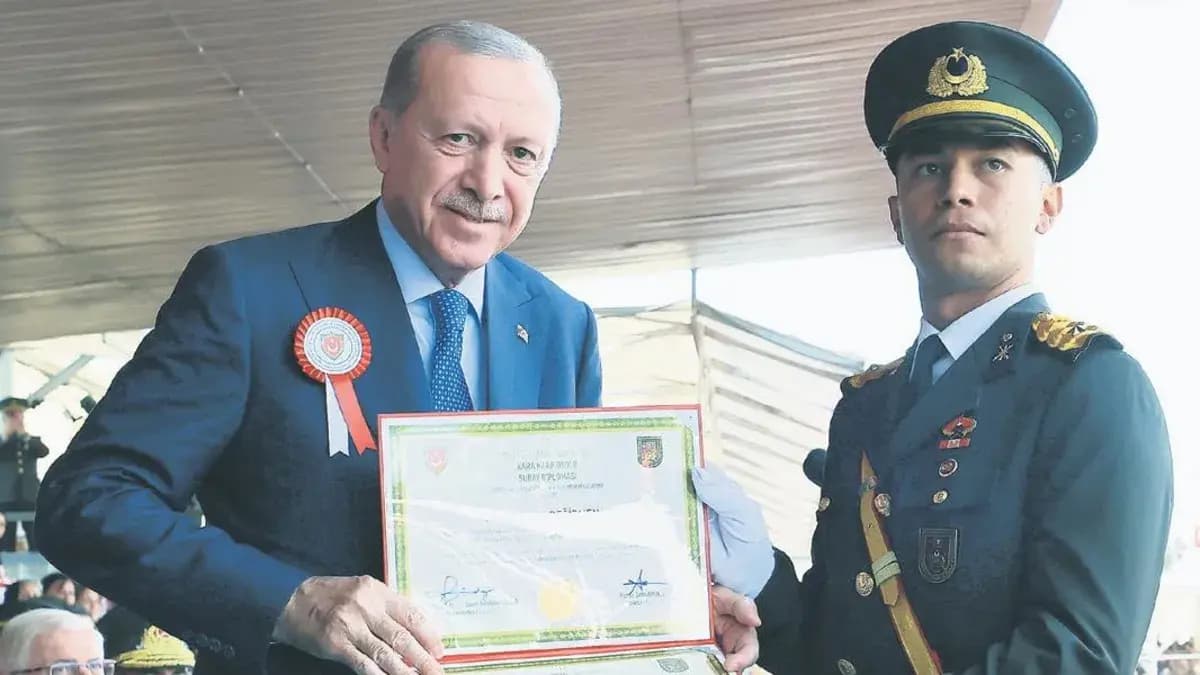 Savunma sanayiinde kendimizle yarışıyoruz