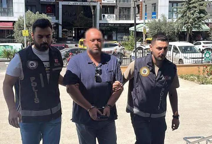 "Rüşvet pazarlığı" kamerada! CHP'li meclis üyesi gözaltına alındı