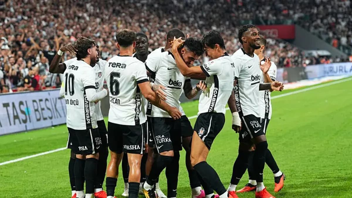 Beşiktaş doludizgin ilerliyor