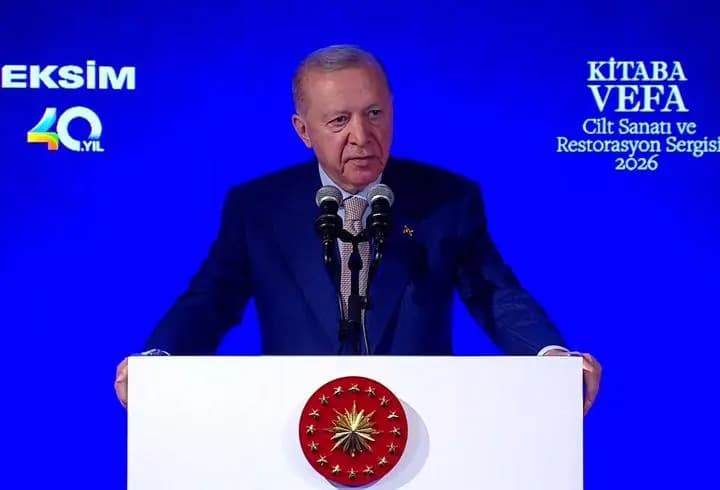 SON DAKİKA! Cumhurbaşkanı Erdoğan: Darbelerde kitaplar hedefti