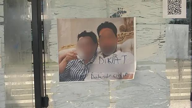 Adana’da otobüs durağında görenleri şaşırtan ilan: Dikkat, dolandırıcıdır