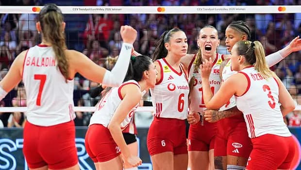 Haydi kızlar final aşkına!