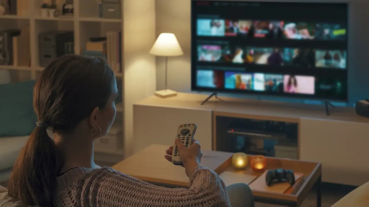 216 milyon akıllı TV dinleniyor mu?