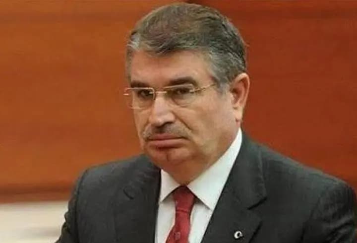 Abdulkadir Selvi, eski bakan Şahin dosyasının ayrıntılarını yazdı: "Belaruslu kadınlar, şantaj ve tahsisli araç"